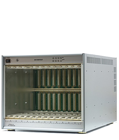 13-слотовое шасси VXI (1700 Вт) 13-слотовое шасси VXI (1700 Вт)
